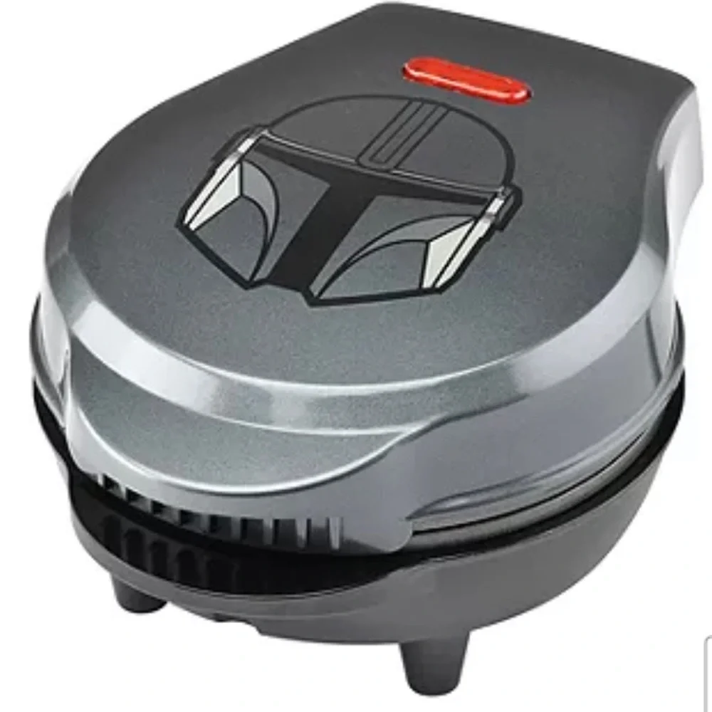 Star Wars Mandalorian 4In Mini Waffle Maker NIB